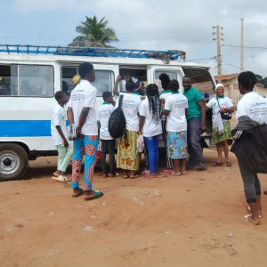 Visite d&rsquo;institution financière et d&rsquo;entreprise de production